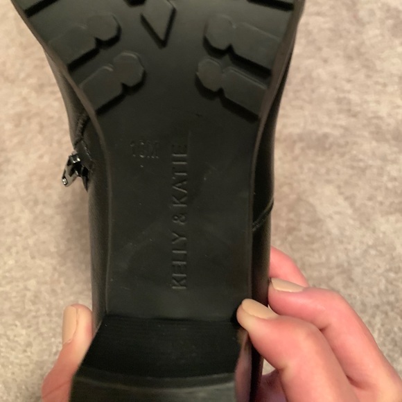 Booties - Picture 6 of 6